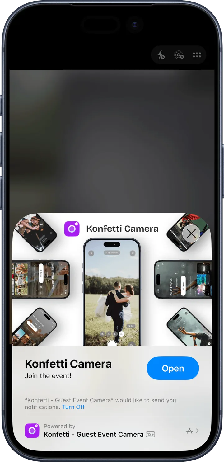 iPhoneのゲストがイベントのQRコードをスキャンすると現れるApp Clipカード。ダウンロードは不要